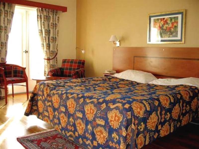 Brakanes Hotel Улвик Екстериор снимка